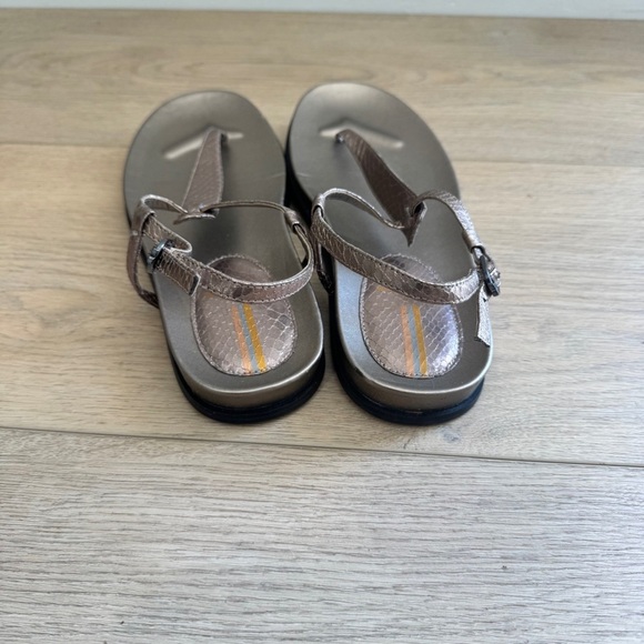 Sam Edelman Naomi Clay Silver Slip On Open Toe Adjustable Ankle Straps Sandals 9 - Picture 3 of 5